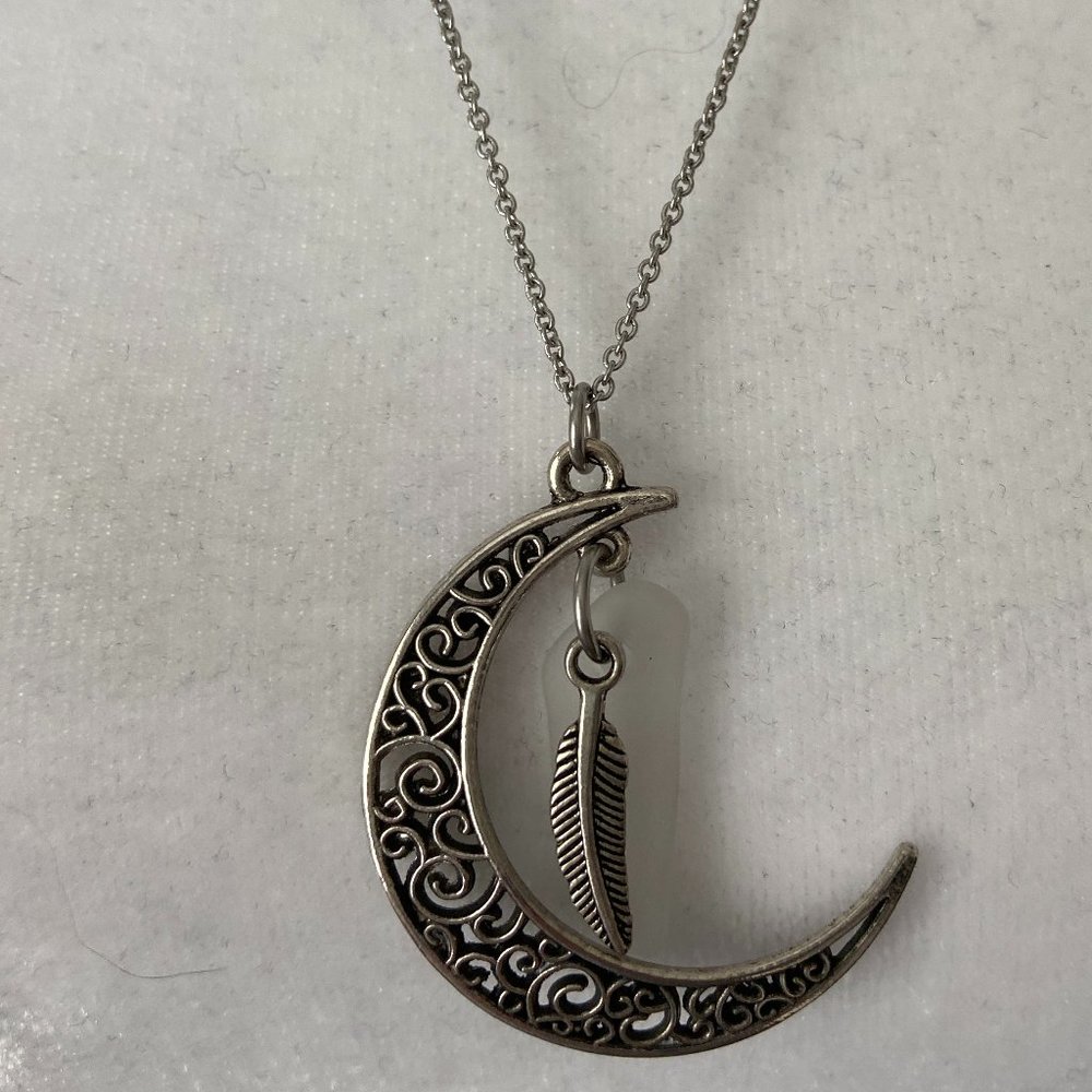 3/$20 Crescent Moon Necklace